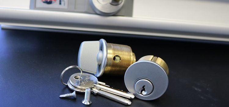 Commercial Lock Installation Phelan